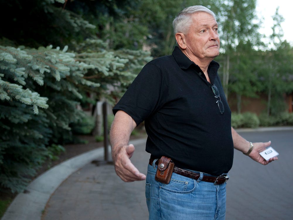 John Malone owns CNN. He also owns more land than any other American (2.2M acres). When he purchased CNN, he made it clear they were going to go from Left-wing to Right-wing. 

To be clear: he donated $250,000 to Trump's 2017 inauguration.