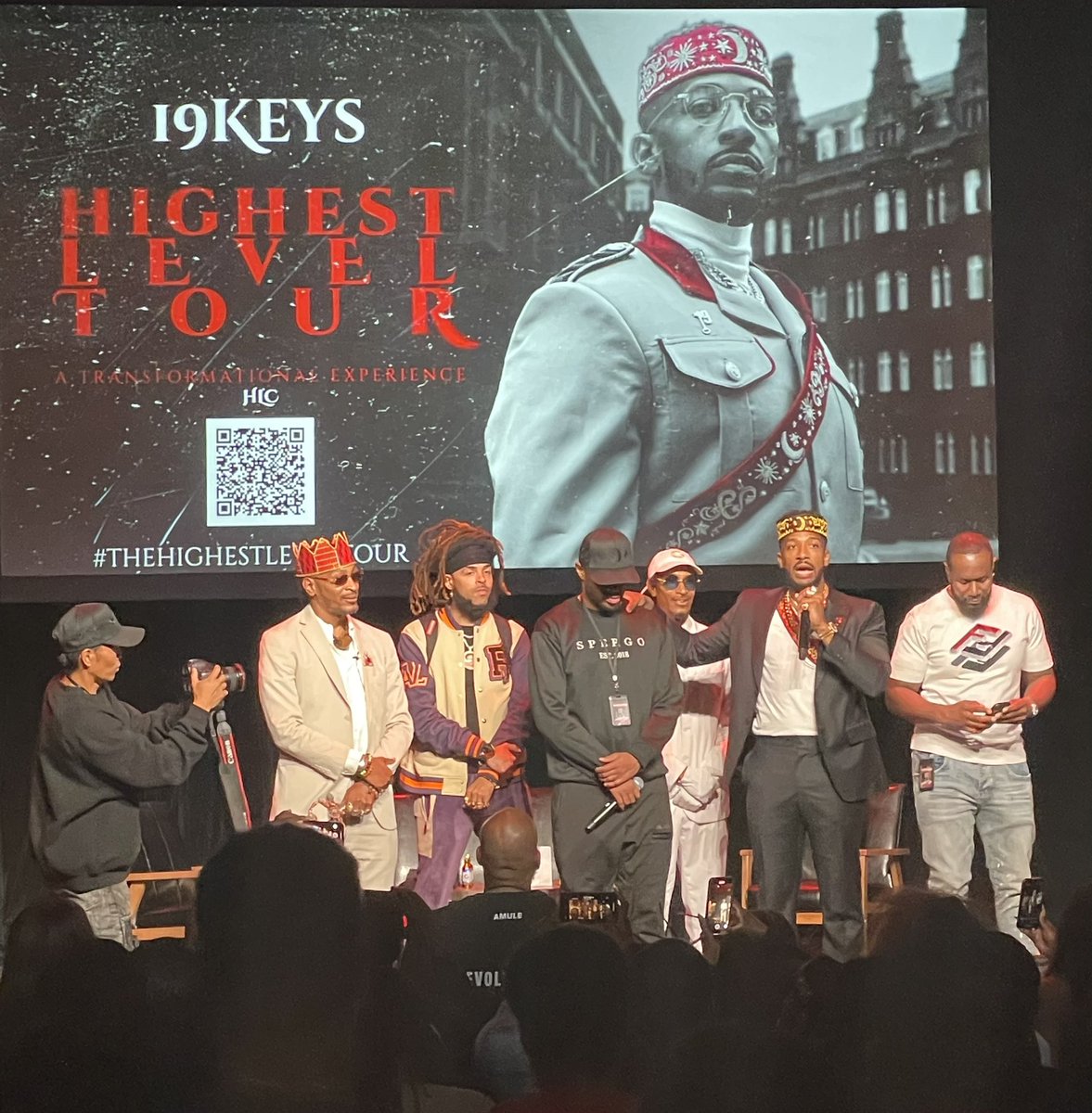 High Level Conversations Tour with <a href="/19keys_/">19keys</a> in Boston. Great experience joining cultural leaders for a high level conversation on financial literacy, wealth creation and changing our thinking patterns.

Thanks to <a href="/19keys_/">19keys</a>  and the rest of the team for welcoming the <a href="/OfficeofBMA/">Office of Black Male Advancement</a>!!