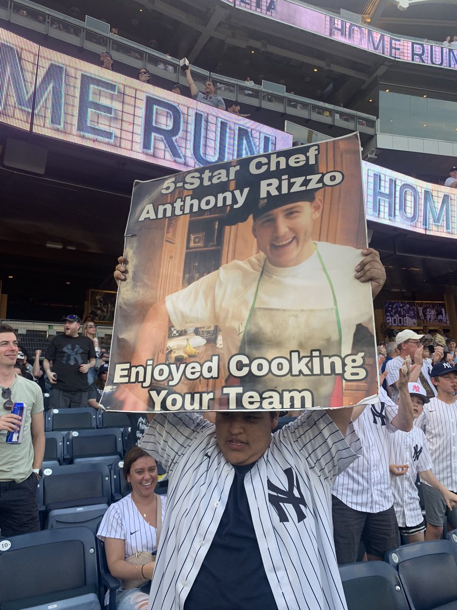 abhishaq1599's tweet image. On the bobblehead night #TalktoEm