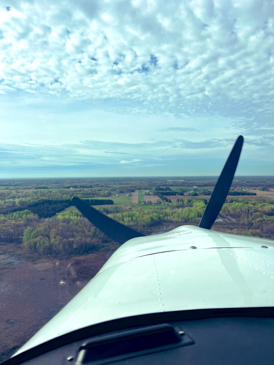 Happy #FinalFriday #avgeeks and #PilotsofTwitter #Farm #Friday nothing like a grass strip! #aviationdaily @Sportys @HartzellProp @LycomingEngines @lightspeedav @FlyingMagazine @EAA @ChadAviation @MariusAviation @Pilotworldshop @AviateAddict where are y’all flying this weekend?