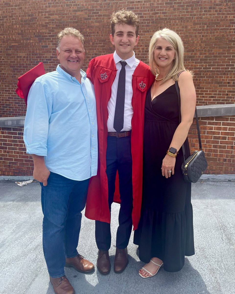BenMPhotog's tweet photo. This Cajun won’t be entering the transfer portal📸😤🤟🏻 #AlumniStatus https://t.co/84g9I9E0qa