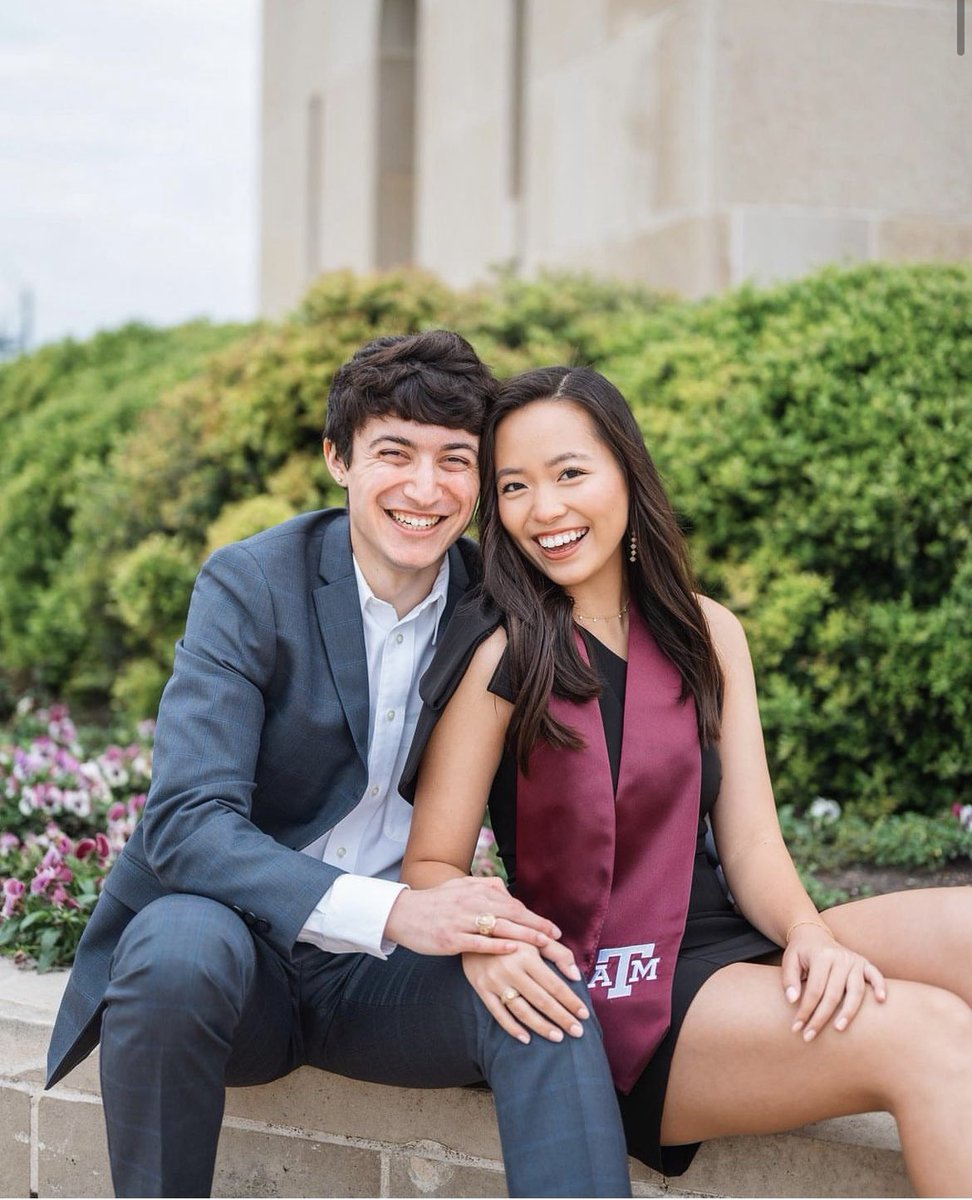 so proud of dexter and kelsey 🥹🥹  #TAMUgrad #tamu23 #REAL @tamu