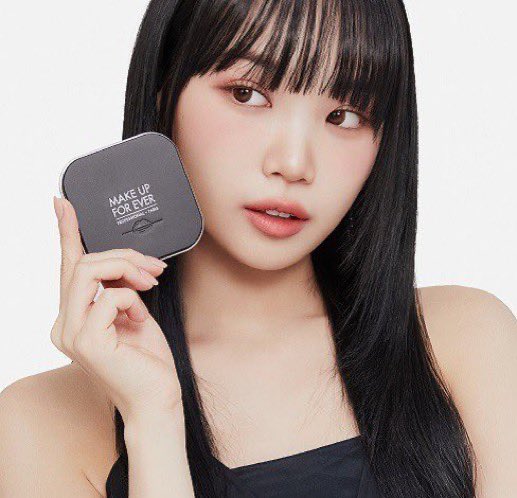 kcwgallery's tweet photo. chaewon for make up for ever https://t.co/vhRdVvwgnG