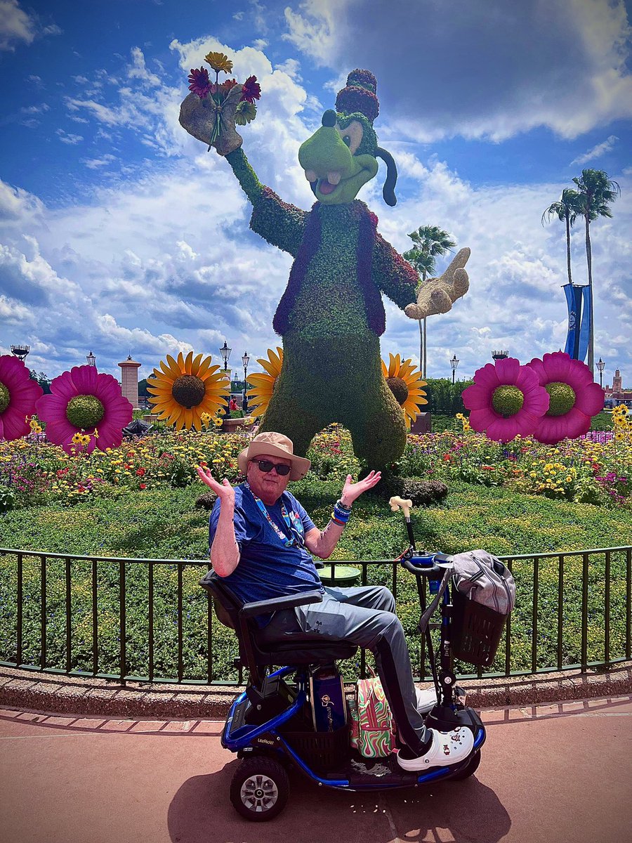 Disney #Disney #DisneyWorld #MagicKingdom #magicaldayever #goofy #Florida #OrlandoFL #orlando #mostfun #WaltDisneyWorld #waltdisney #themostmagicalplace #themostmagicalday #love #kickcancer