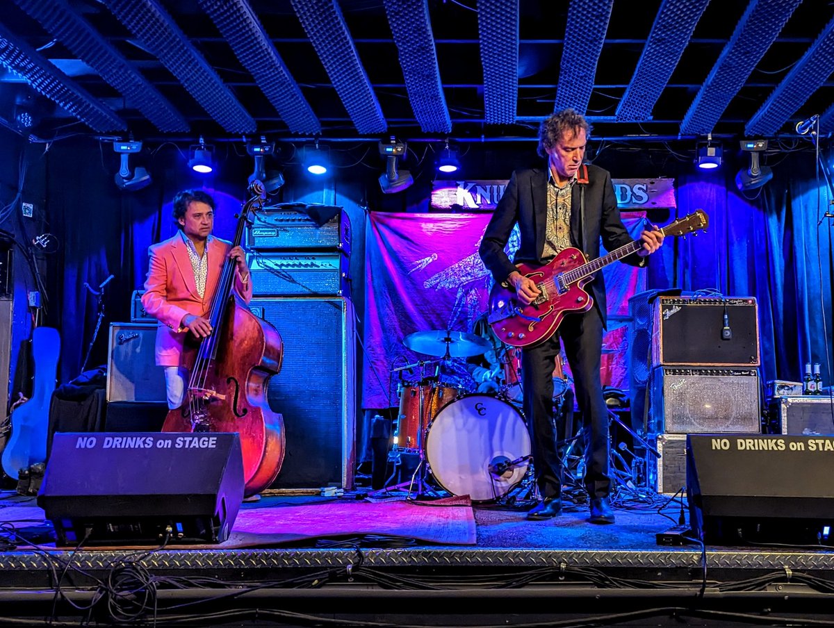 Now 𝙏𝙃𝘼𝙏'𝙎 rock and roll! @TheSadies at @Knuckleheadskc! #kcconcerts
