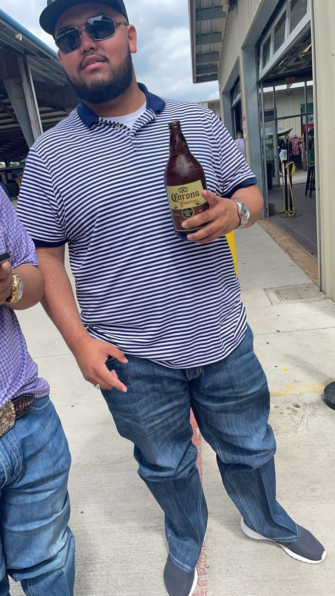 AngelRodzz1's tweet photo. Bien feliz el vato 👌🏼 https://t.co/ogpbtLvUDk