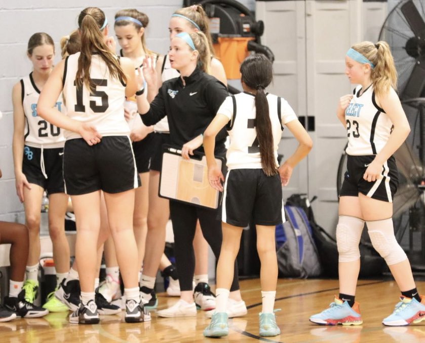 #LGBSelect2029 dropped a tough one to the Mid Atlantic Magic, but quickly bounced back with a gritty 3 point victory over Total Skills -Orloski. Select 2029 finished out the weekend going 3-1! Great overall second tourney for our youngest LGB Select team!! #HWNL
