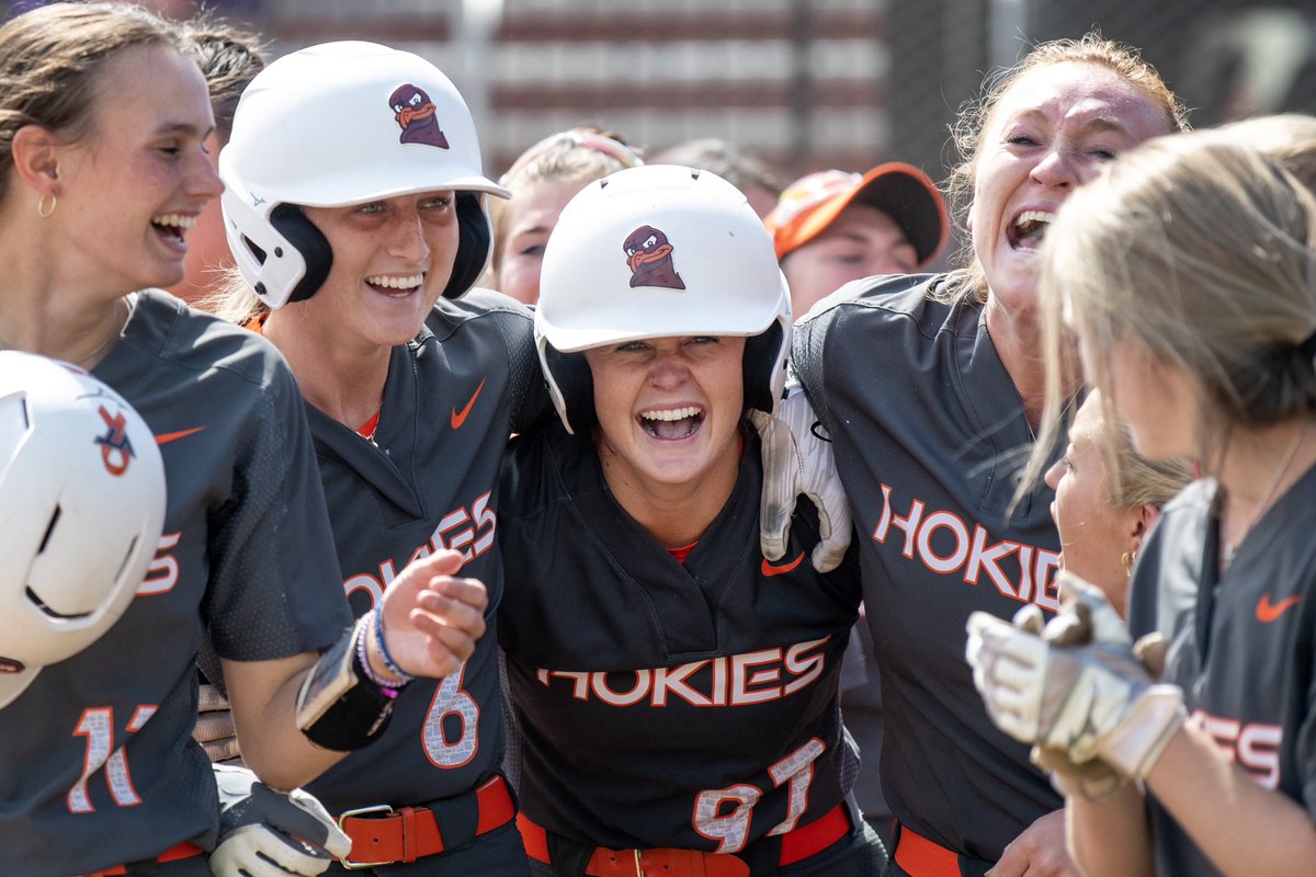 HokiesSoftball tweet picture