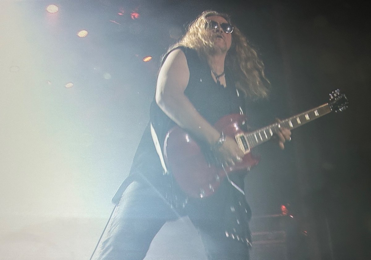 pa1concertchic's tweet photo. My Favorite!
@FrankHannon @TeslaBand
#cuminatchalive
It’s Time To Rock pure Michigan style anytime! #1teslabandfan #5manjam 🤘🏼
Gettin TESLA~FIED❣️ https://t.co/kywLuQGEbn