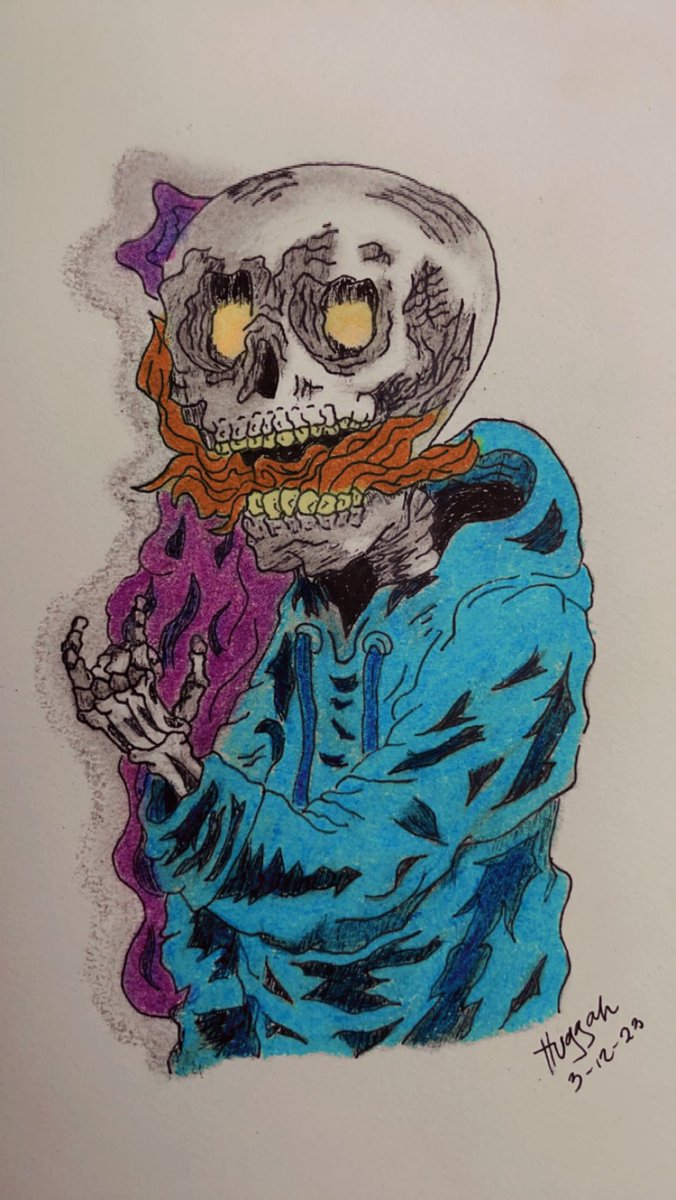 PopeHugger's tweet photo. @DehydratedBirks Just keep my drawings hoodie okay. happy birthday bestie. 😇😇🥳🥳 @moanspacewhen https://t.co/O6tLLQQO4f