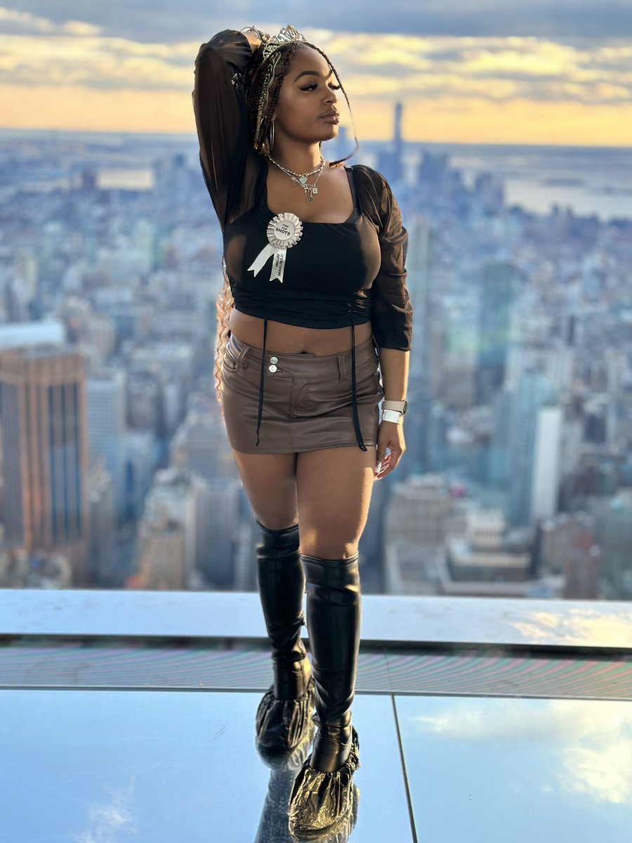 GoddessNayaa's tweet photo. It's been a minute✨ https://t.co/zQ9pxbZBWk