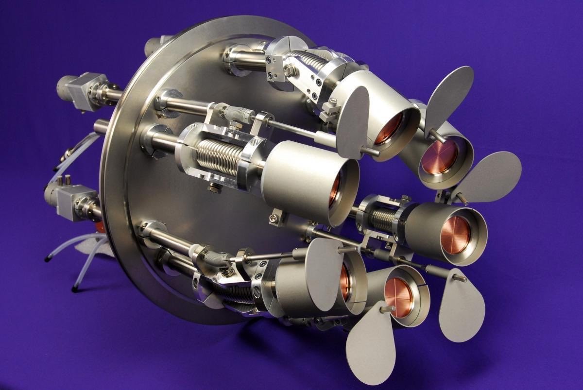 6 cathode magnetron sputtering confocal

#thinfilms