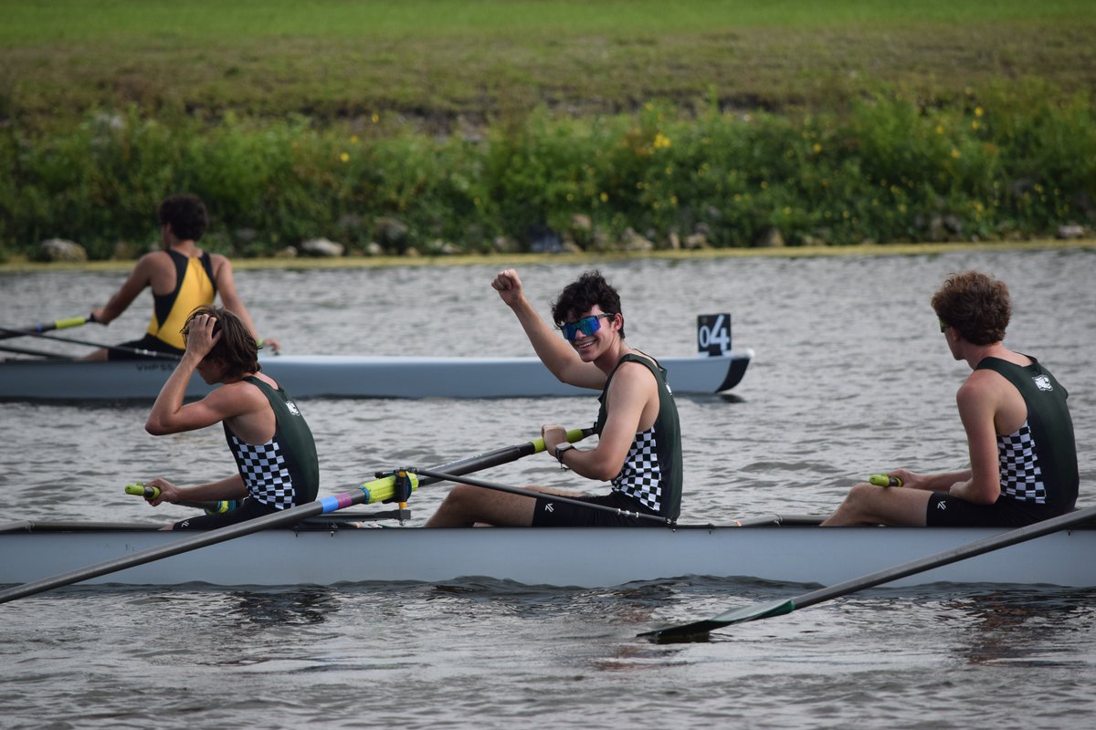 PineCrestCrew's tweet photo. #PCCrew IS HEADED TO SCHOLASTIC NATIONAL CHAMPIONSHIPS! We just had an OUTSTANDING performance at Sweep States in Sarasota, FL. Multiple boats from Pine Crest have earned a spot to race at Nationals in Oak Ridge, TN on May 26th & 27th! More posts to follow with States Results! https://t.co/xmVe5wSZ2L