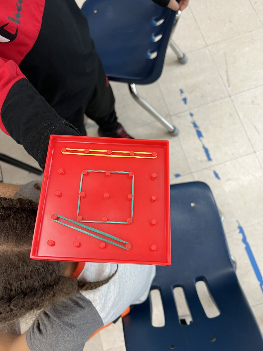 GruntzResi's tweet photo. More shape exploration. math is fun! https://t.co/GtTcp1KqLW