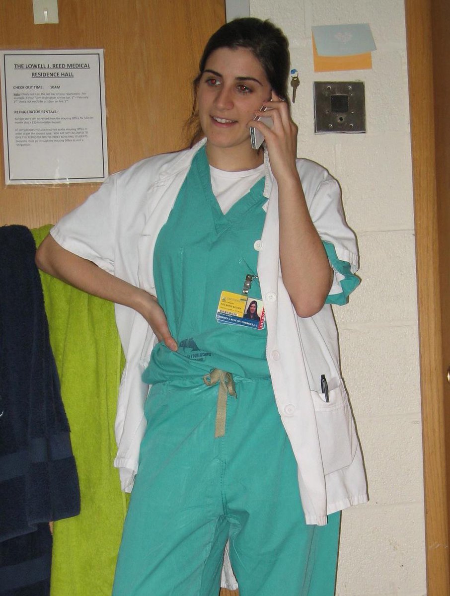 Jordina Rincon-Torroella (@jordinart_md) on Twitter photo This is how an IMG sub-I full of hope and dreams looked like 11 years ago at Johns Hopkins, not knowing she would become a neurosurgery resident and later a neurosurgery faculty… perhaps a longer fancier white coat, definitely better housing, but the same person! <a href="/HopkinsNsurg/">Johns Hopkins Neurosurgery</a> This is how an IMG sub-I full of hope and dreams looked like 11 years ago at Johns Hopkins, not knowing she would become a neurosurgery resident and later a neurosurgery faculty… perhaps a longer fancier white coat, definitely better housing, but the same person! <a href="/HopkinsNsurg/">Johns Hopkins Neurosurgery</a>