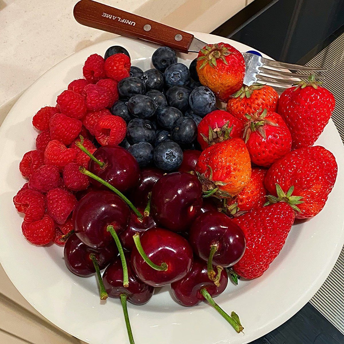 aymy9088's tweet photo. Is there anything you'd like to eat for my weekend dinner?😉 https://t.co/le4X2HsIYD