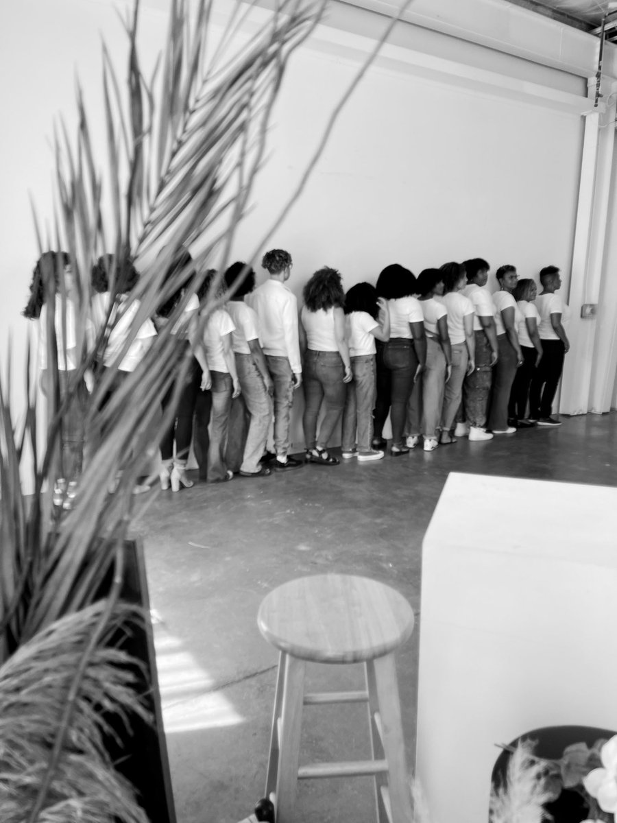 All these beautiful curly girlies 😍 I love that we are embracing our natural hair>>> ✨💓