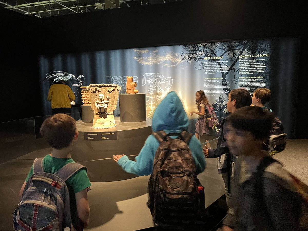 ELangsdorff's tweet photo. Thanks to the #culturalartspassport 2nd grade was able to explore the art and culture of the ancient Maya. @LASchoolsEast @LAUSD_Achieve @casciencecenter https://t.co/F6BC7CObu5