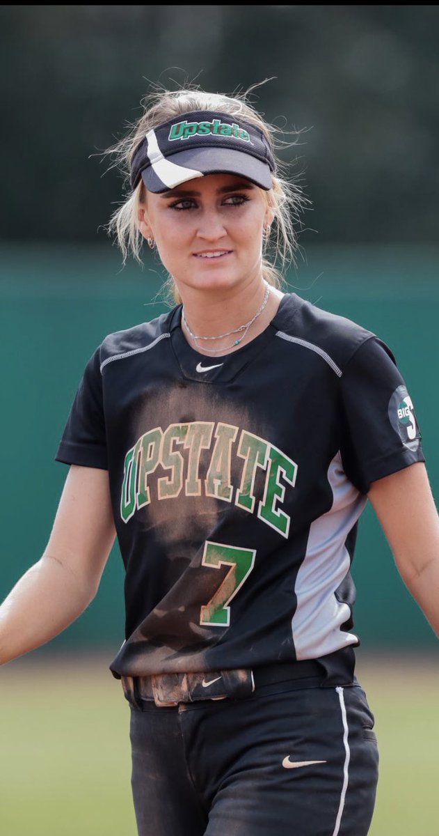 HawkinsChawkins's tweet photo. @Sarah_Pricee we have had a lot of fun winning here at Upstate.  You have been a big reason why!  Let’s go out with a bang! https://t.co/GXkxBEDnfi
