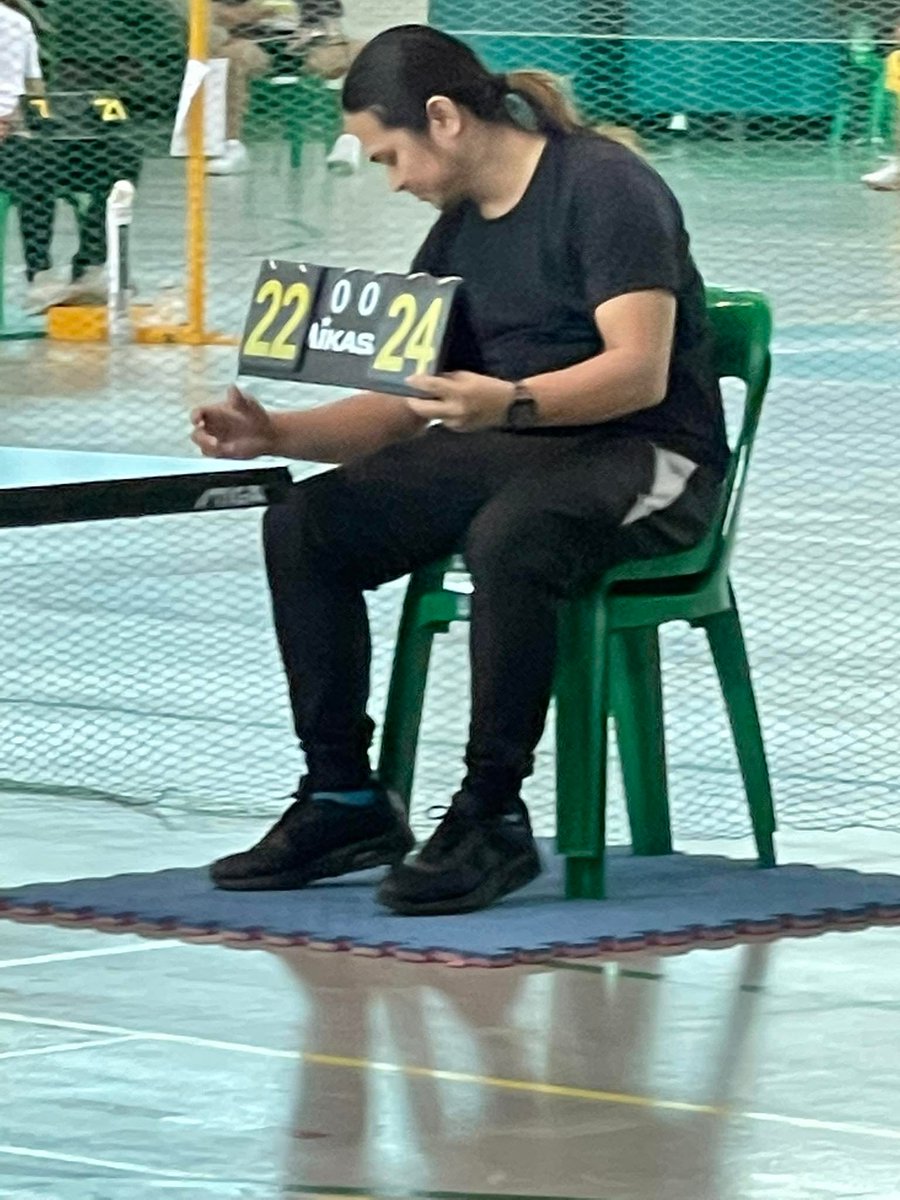 pade_11's tweet photo. table tennis Ang laro ,bkit parang naging volleyball HAHAH https://t.co/5qhpw5PF3D