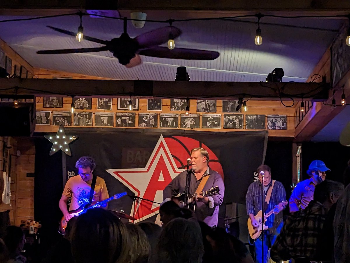 ABetz_S4Stars's tweet photo. The best way to end the night was with @BirdDogMusic https://t.co/fZUkWsHHQh