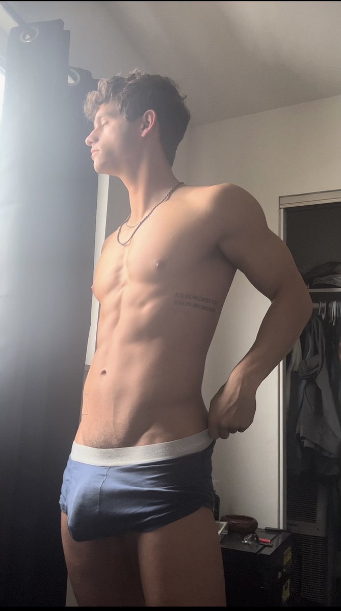 Mattycaron_'s tweet photo. Sleepy day https://t.co/rc8qYlnswa
