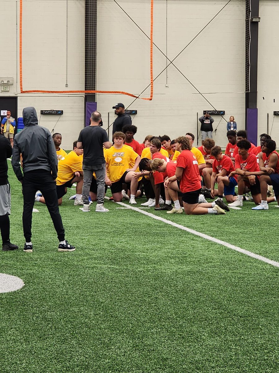 CarrZone's tweet photo. I had a great time competing &amp; learning at the Junior Skill Development Camp this morning! It was a truly great experience! Thank you @CoachErxleben @Coach_Parrish56 @Big33MD #RavensFlock https://t.co/AAHSUl26VG
