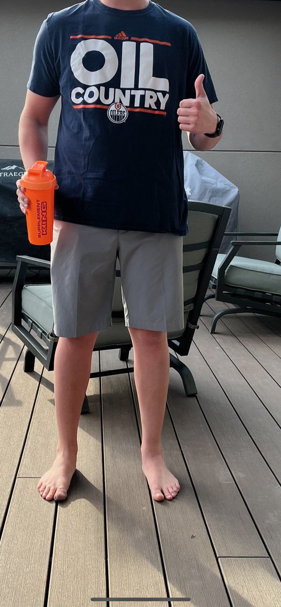 cdeane10's tweet photo. @Spenny_Vrolson @OilersNation Big series win and we got some sweet and shiny lower limbs on ol @busch10 - keep this thing rolling #GetSmooth Join the #Smoothment @ryanwhitney6 https://t.co/KcLqwBpAaD
