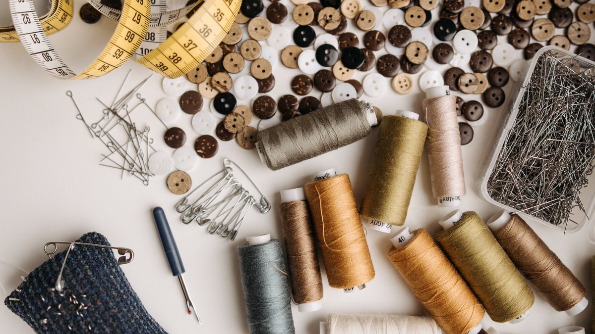Ontario high school students will soon be required to take a mandatory technological education class to earn their diploma, according to @ONeducation. Will sewing be considered a tech class? Find out more from our blog. bit.ly/3oPGlb3