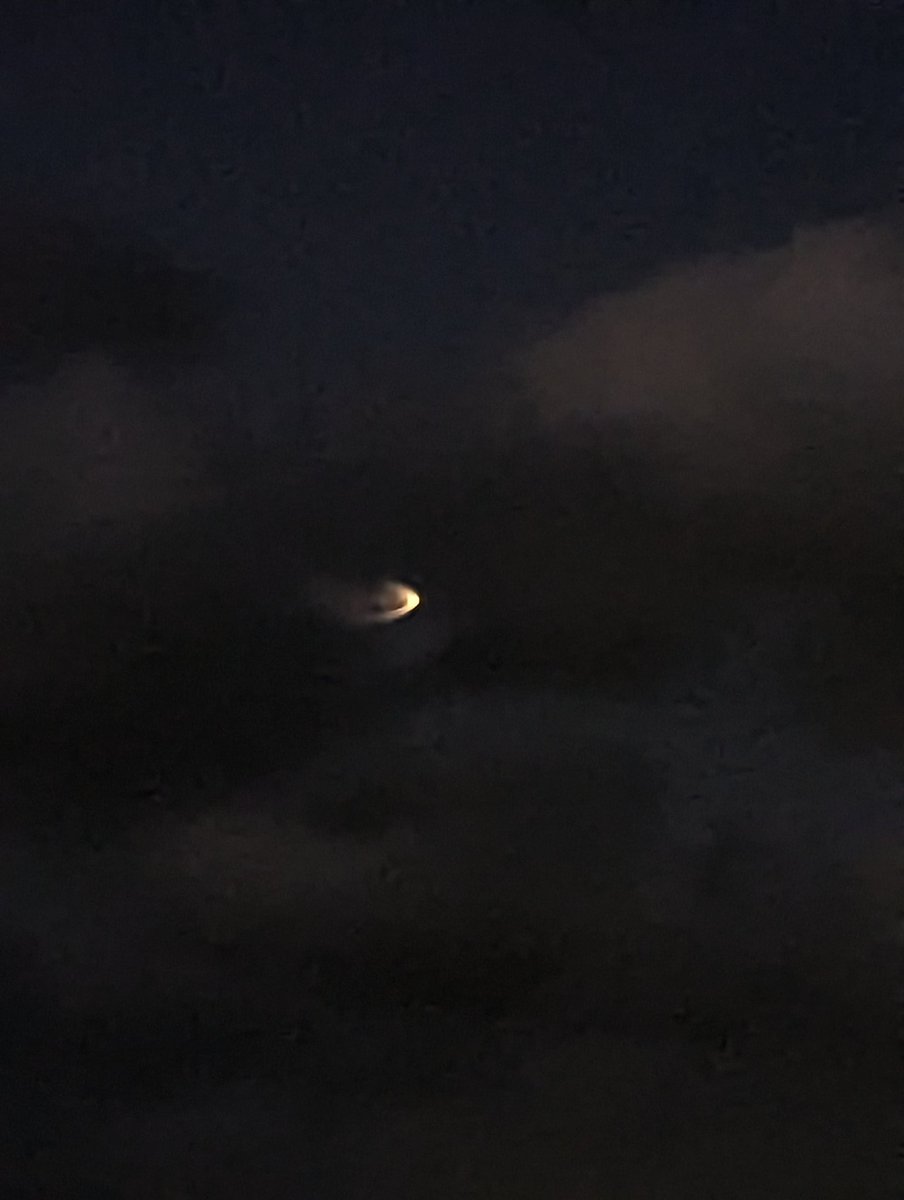 harris_ba's tweet photo. Just saw a @SpaceX launch while in FL. Coolest thing ever!! https://t.co/a89ZG3yQAi