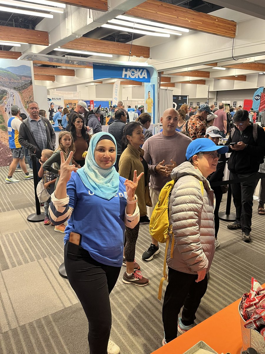 Maria Finley (@mariaow03965862) on Twitter photo What a Fun Weekend!!! Closing out #NationalVolunteerMonth with an awesome feeling supporting & volunteering at BIG Sur International Marathon. United Airlines SFO Team representing #GoodLeadstheWay <a href="/sychew51/">Sandra Chew</a> What a Fun Weekend!!! Closing out #NationalVolunteerMonth with an awesome feeling supporting & volunteering at BIG Sur International Marathon. United Airlines SFO Team representing #GoodLeadstheWay <a href="/sychew51/">Sandra Chew</a>