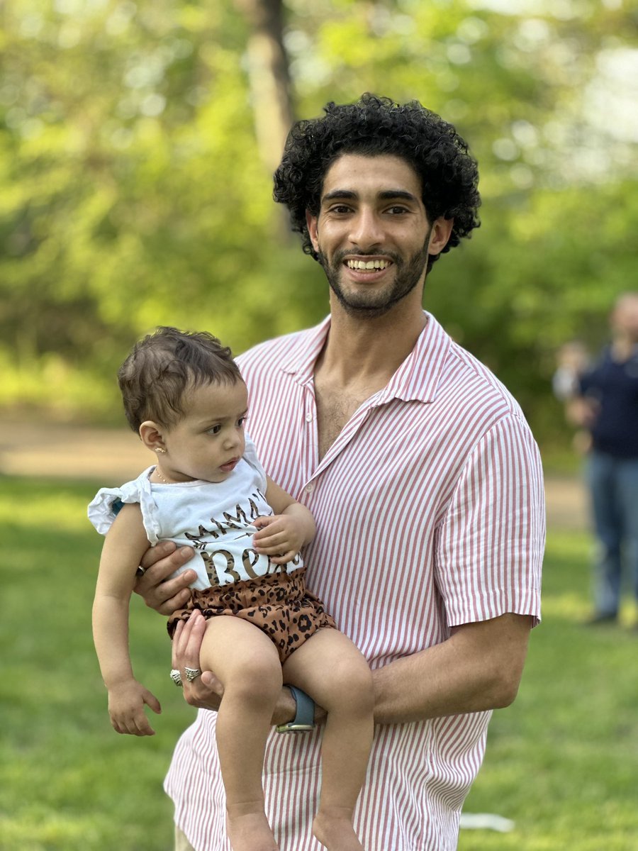 AhmadElMasry95's tweet image. April. #notmychild