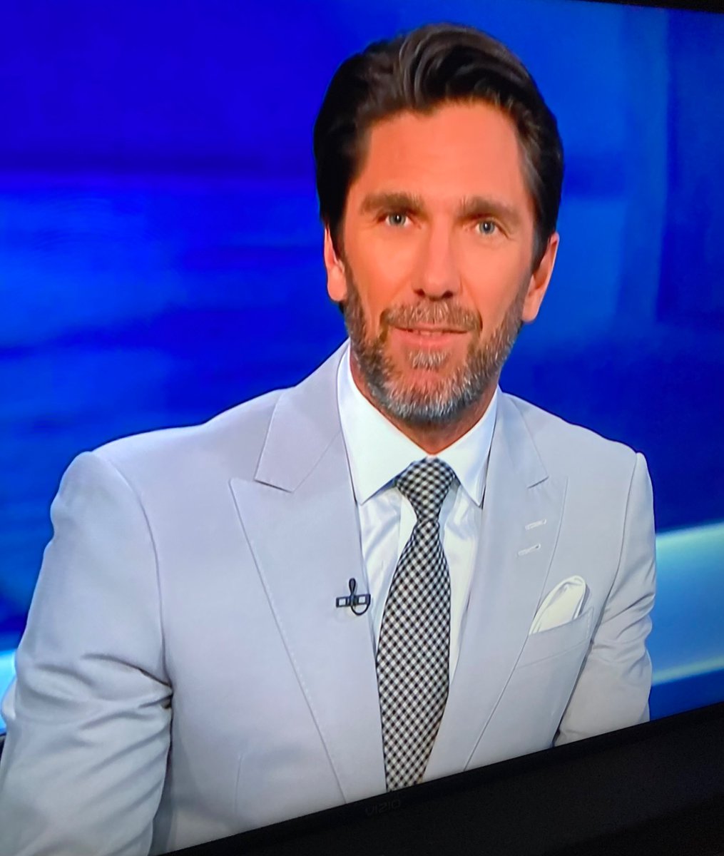 Even In Retirement, Henrik Lundqvist is the hottest bitch in the room #NHLPlayoffs