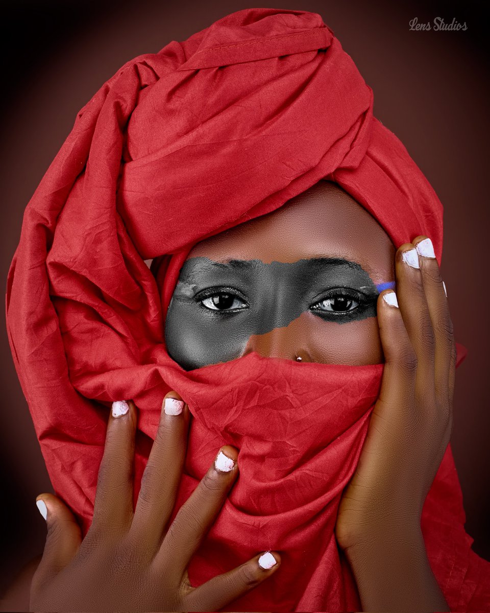 dormani29602's tweet photo. She is a Queen fighting for what she wants, so please if you can't help her don't disturb her 🇬🇳🇸🇱🇬🇳☺️😊😍 https://t.co/udRnzcbSOO