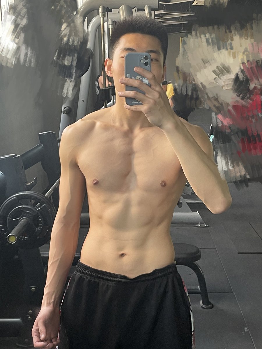 两个月脏增肌8斤，小有成效，就是腹肌有点没了
#健身 #肌肉腹肌 #男菩萨 #增肌 #山东