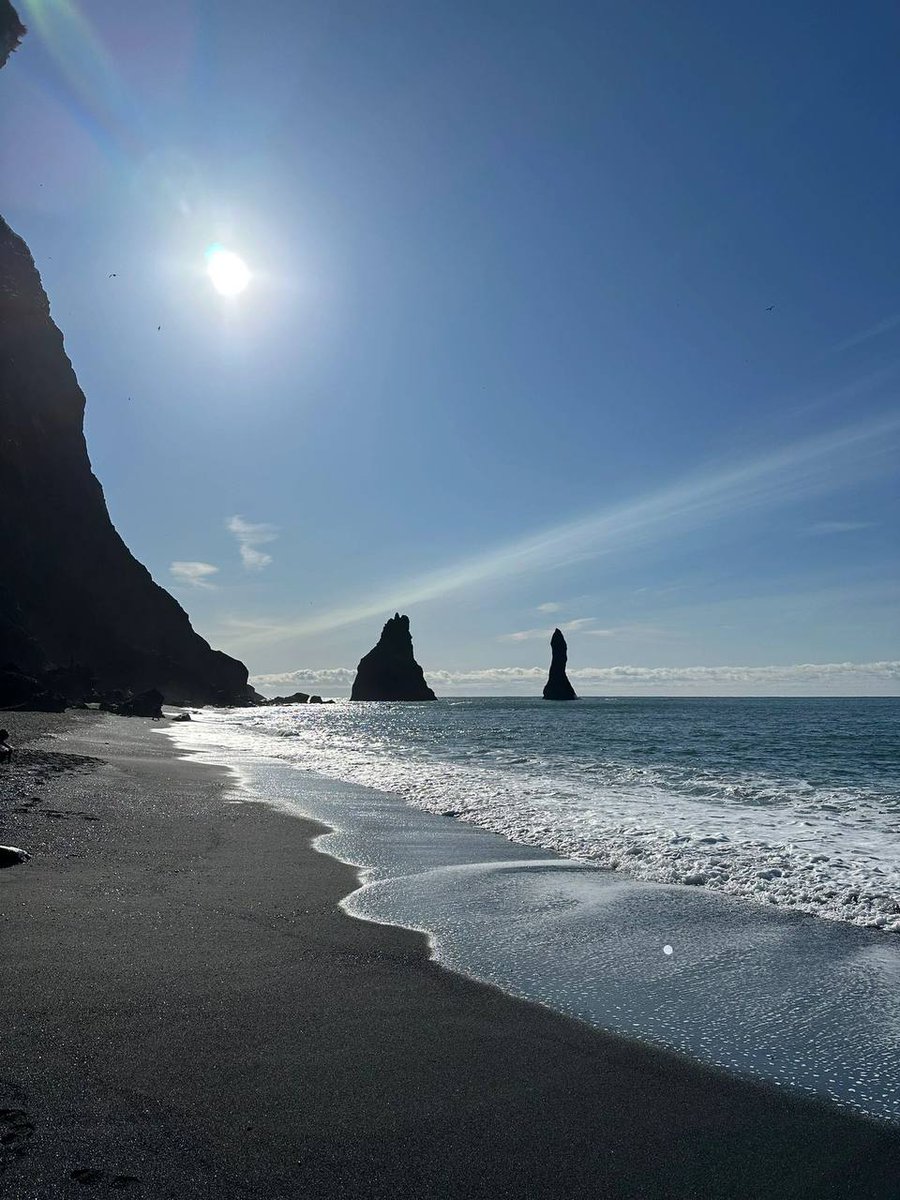 Alexander Maria (@alexandermariat) on Twitter photo 