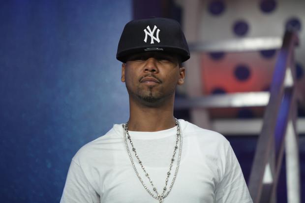 BGK617's tweet photo. Juelz Santana Ordered To Have Mom Accompany Him On Tour By Judge: Report https://t.co/22mMYKgIy0 https://t.co/fvW1n4k1Q9