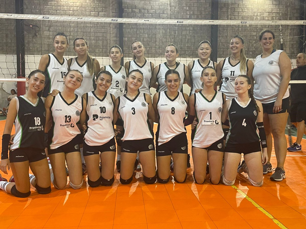 Un fin de semana a todo ritmo para #LasGuapitas en <a href="/metrovoley/">FMV</a> 
La Tira A recibió el sábado a Urquiza y este domingo viajó hasta Argentino de  Castelar
La Tira B viajo este domingo a Mataderos a visitar a Glorias. Importantes victorias cosechas y mucho juego! 💚💪