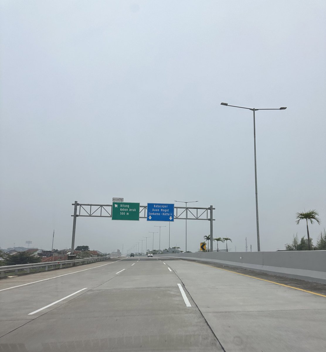 Verasaman's tweet image. Alhamdulillah cuaca hari ini 01.05.23 adem sejuk semoga seharian dan besok2 juga, gk lagi pake panash kebangetan Ya Allah 🥵 #pagi #sejuk #selamatbekerjadiharilibur #hariburuh2023