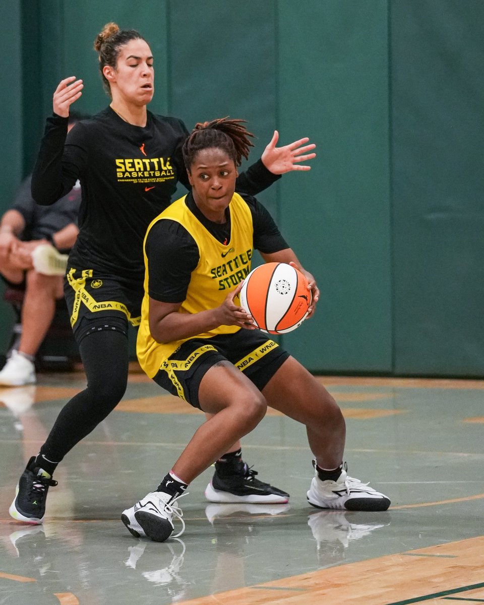 Day ☝️ for Madi‼️

#Sooners x <a href="/seattlestorm/">Seattle Storm</a>