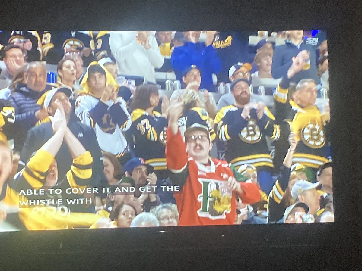 Love this guy in Boston tonight sporting the Halifax Mooseheads Jersey <a href="/HFXMooseheads/">Halifax Mooseheads</a> and having a great time