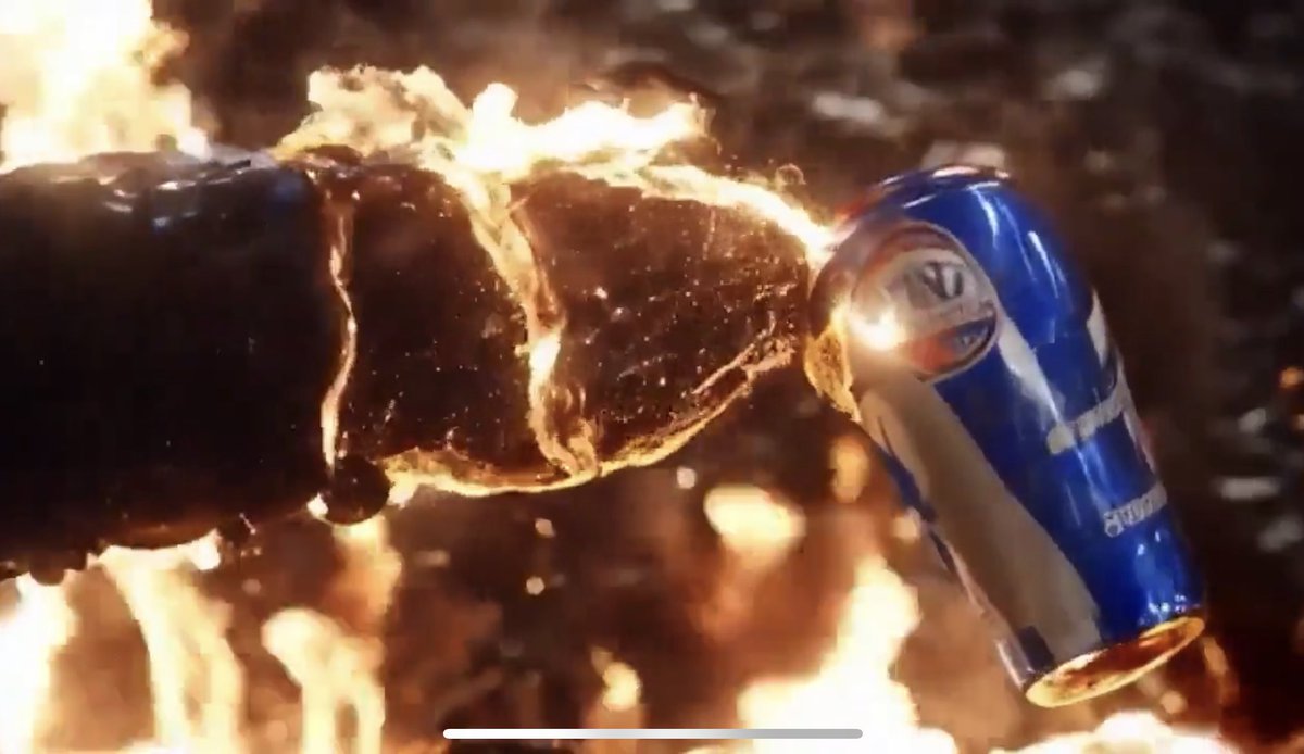 GeorgeFaya's tweet photo. @OnlyBangersEth Just a lava dîćk enjoying a cold one, nbd https://t.co/R4HldEwIKN