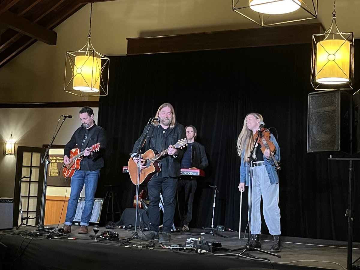 Doug MacMillan tweet media