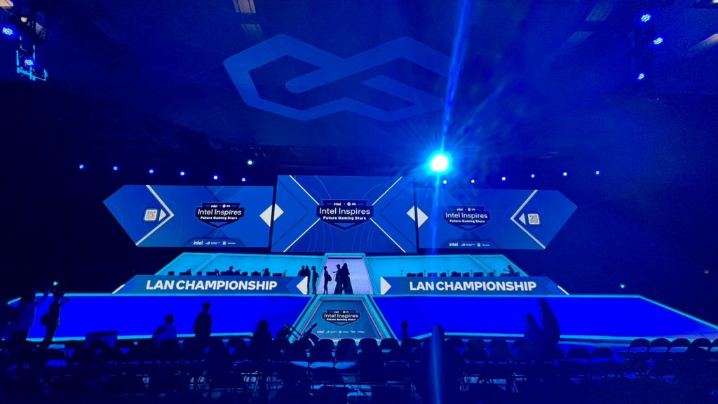 mazidagg's tweet photo. #IntelInspires 2023 LAN Finals 🏆 https://t.co/kYkfArU2Gi