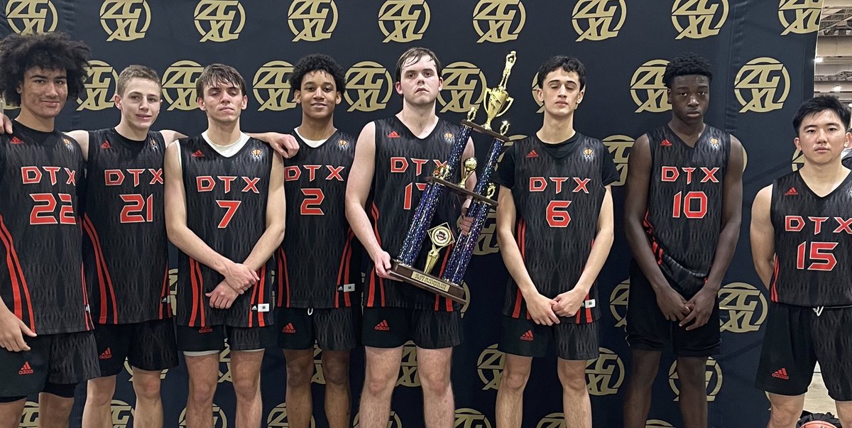 ZeroGravityXL's tweet photo. DTX showed out this weekend. Tons of talent in the 17U Chrome division but one came out on top.
#ZGLiveInAC | @DTXBasketball https://t.co/nmEHtbFyXO