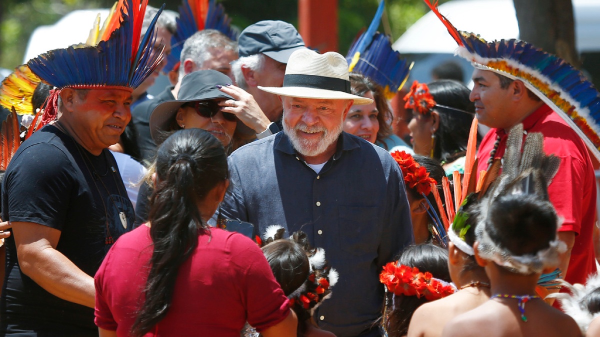 Barayamal3's tweet photo. Brazilian President Luiz Inacio Lula da Silva has reversed the policy of his far-right predecessor Jair Bolsonaro by formally recognizing six Indigenous reservations.
https://t.co/Tsv9Ku2SBo #Indigenous #Aboriginal #policy #government #decolonise https://t.co/wQiB4MmquY