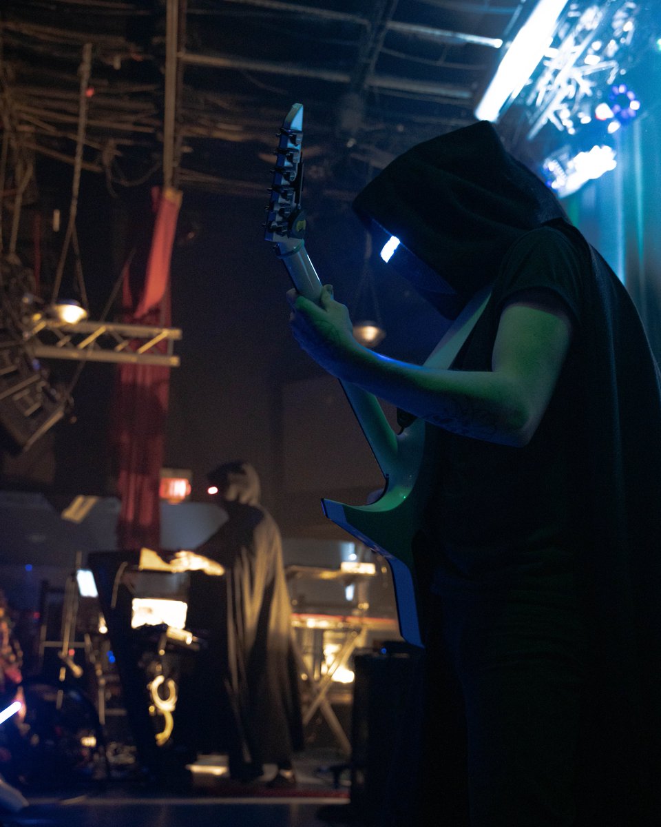 magicswordmusic's tweet photo. MANY THANKS, OHIO
⚡️Your energy was POWERFUL⚡️
Until next time ⚔️
Catch the immortals in your area
CHICAGO, KANSAS CITY, DENVER & MANY MORE..
Tickets: https://t.co/yRtv8fKVor
Venue: @SkullysColumbus
📸: @ coff.drops
#columbusohio #Synthconcert #Synthshow #MagicSword https://t.co/M7XUaoIMmf