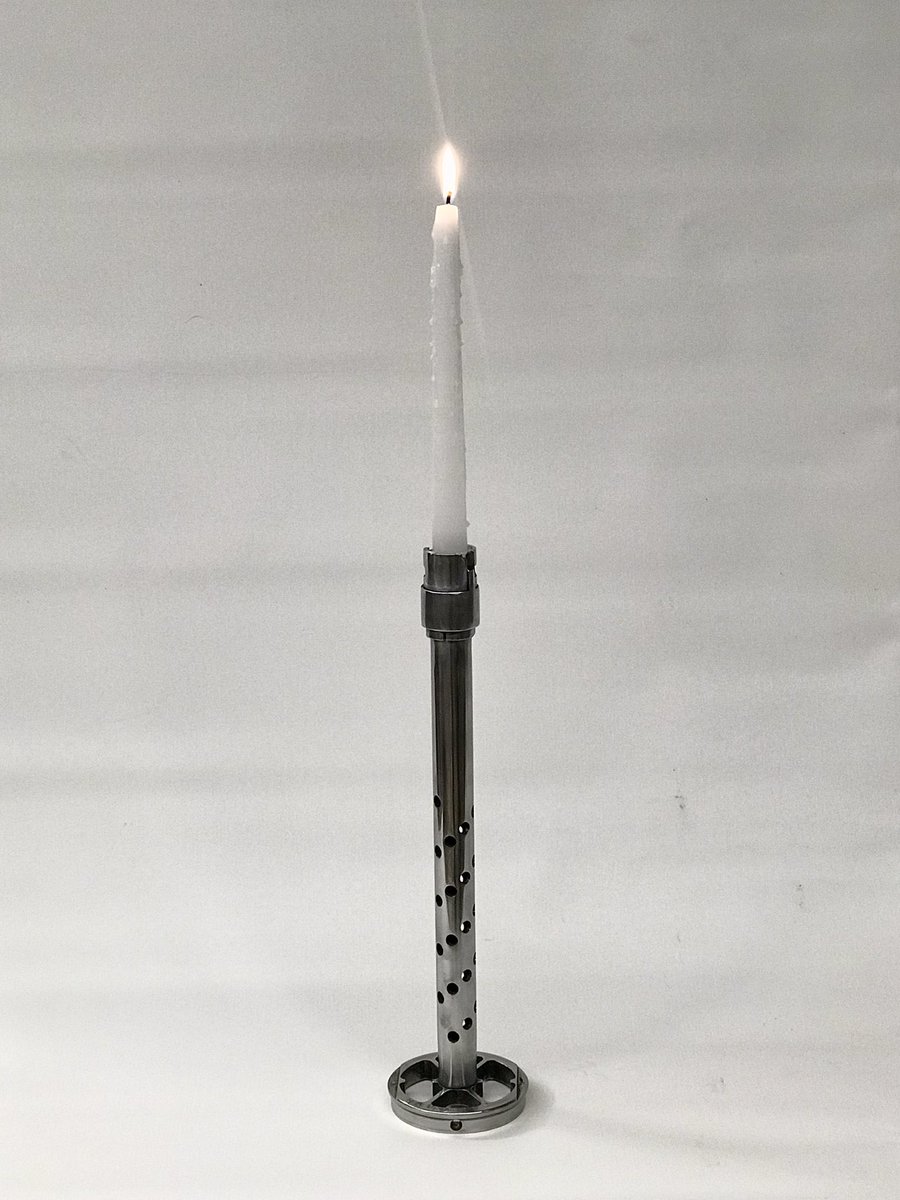 kaplaux's tweet photo. Candlestick "Spys"

The object is made of powder from SPG-9 Spis.
360 × 90 mm.
Izum, Ukraine.
2023 https://t.co/skWytbBa90