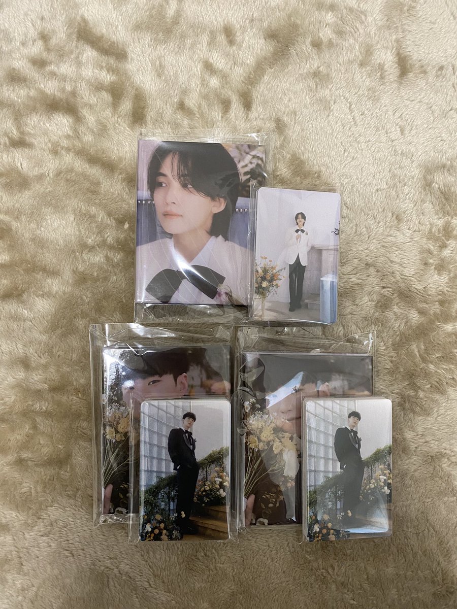 mmm85576629's tweet photo. SEVENTEEN FML セブチ トレカ 交換

譲:ジョンハン、ジョシュア、ホシ、ウジ、ミンギュ、ディエイト、バーノン

求:クプス、スングァン

お気軽にリプお願いします💎 https://t.co/cK1PR7awJD