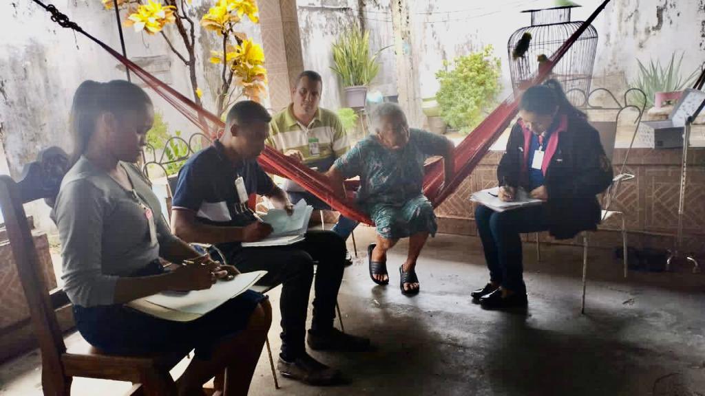 #ahora <a href="/MinpublicoVEN/">Ministerio Público venezolano</a>  #designa Fiscalía 2 de Apure en #respuesta #inmediata al requerimiento de María González de 92 años: a quien su hija le exigía un pago de dinero para no desalojarla de la casa que ocupaba: quién además forjó documentos de propiedad para apropiarse d su casa